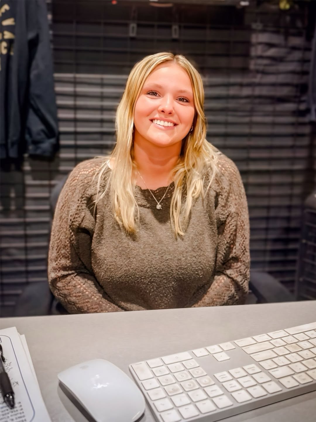 Lauryn at the VVR service desk